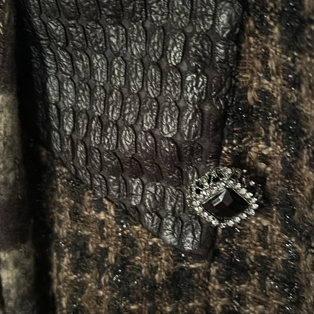 Brown and Black Blazer w Faux Leather Trim - Picture 6 of 15